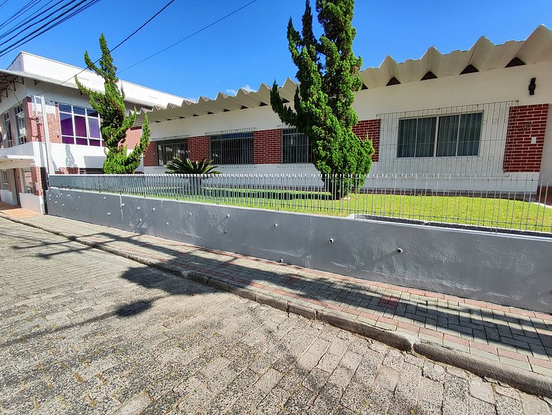 Studio Close to Vila Germanica 10